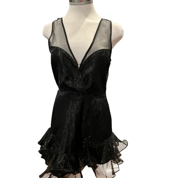 Lovers + Friends LAKEN MINI DRESS Black Size Small NWT - Picture 2 of 9